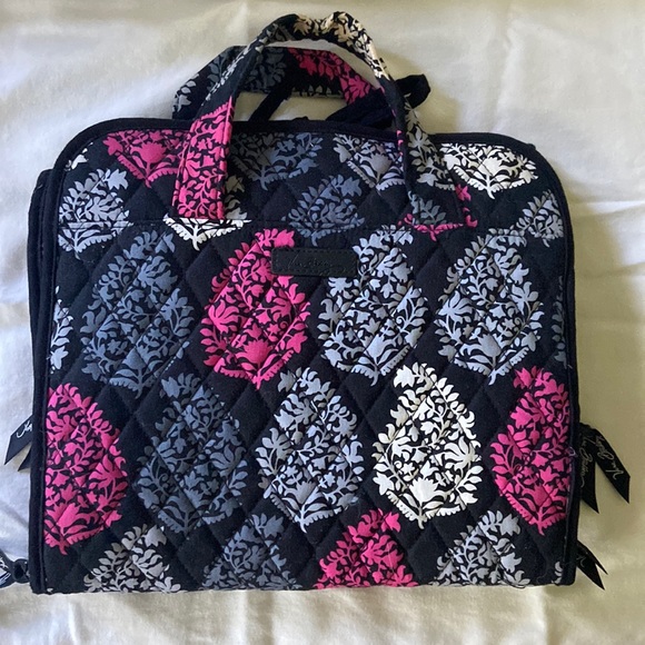 Vera Bradley Hanging Travel Organizer - Picture 1 of 6